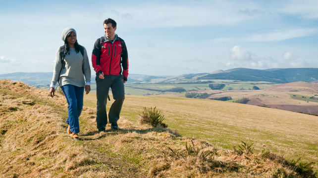 walking, health benefits of walking, snowboard health, snowboard IQ